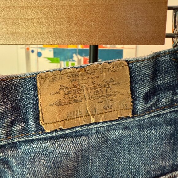 Vintage Levi's Orange Tab 25035 0214 Light Wash High Waisted Ankle Crop Jeans 27 - Picture 3 of 6